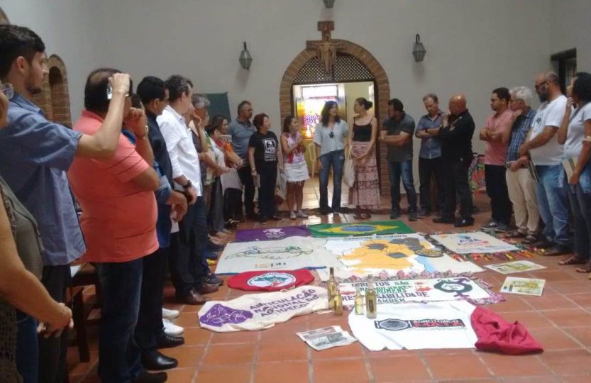 Integrantes das organizações e movimentos sociais do semiárido brasileiro participam do seminário.