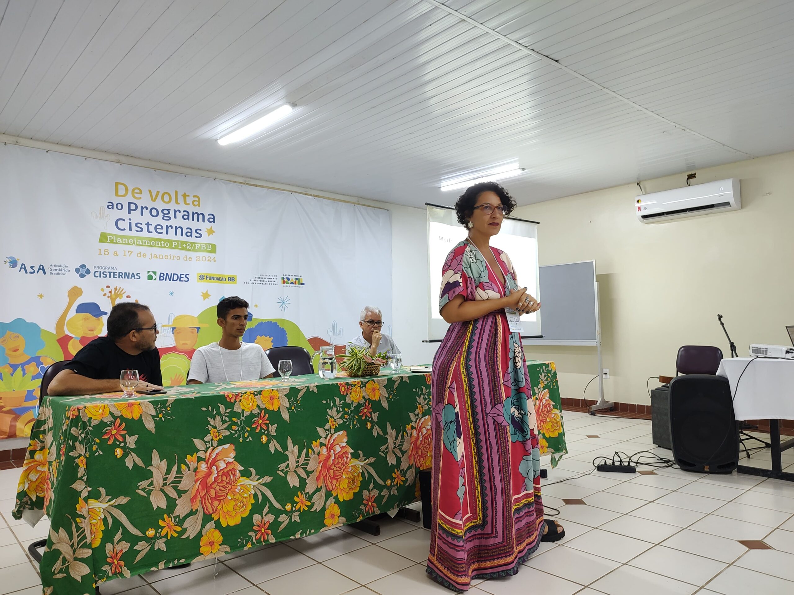 Professora Laeticia Jalil defendeu a execução do P1+2 a partir da perspectiva de gênero